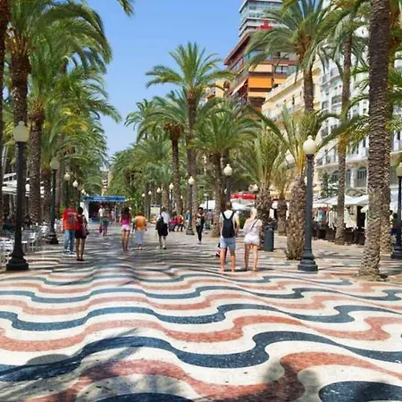 Annamaria Centro Couette-café Alicante